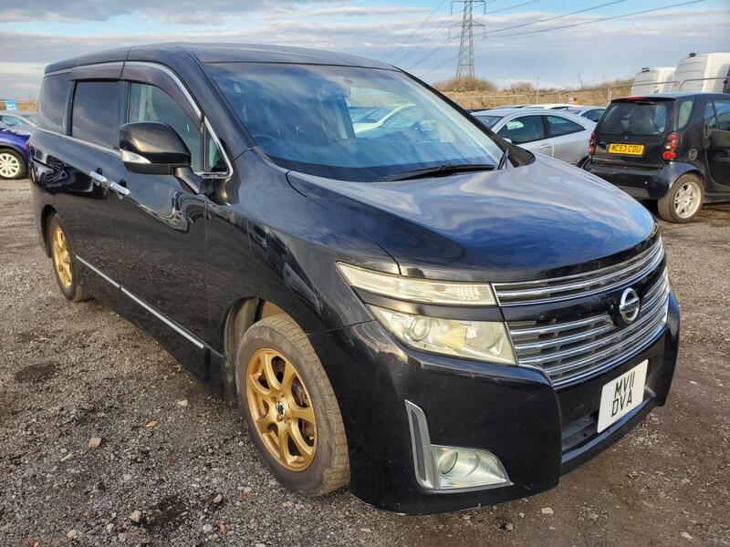 NISSAN ELGRAND Highway Star