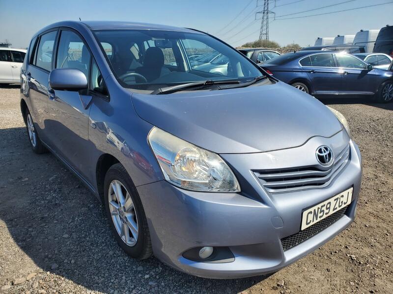 TOYOTA VERSO 1.8 V-Matic TR