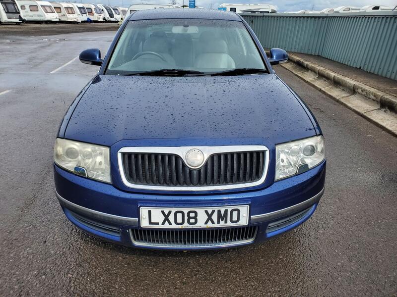 SKODA SUPERB 2.0 TDI Pure Drive Laurin & Klement